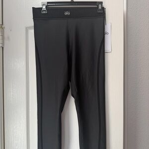 ALO Yoga Black airlift high waist line up legging